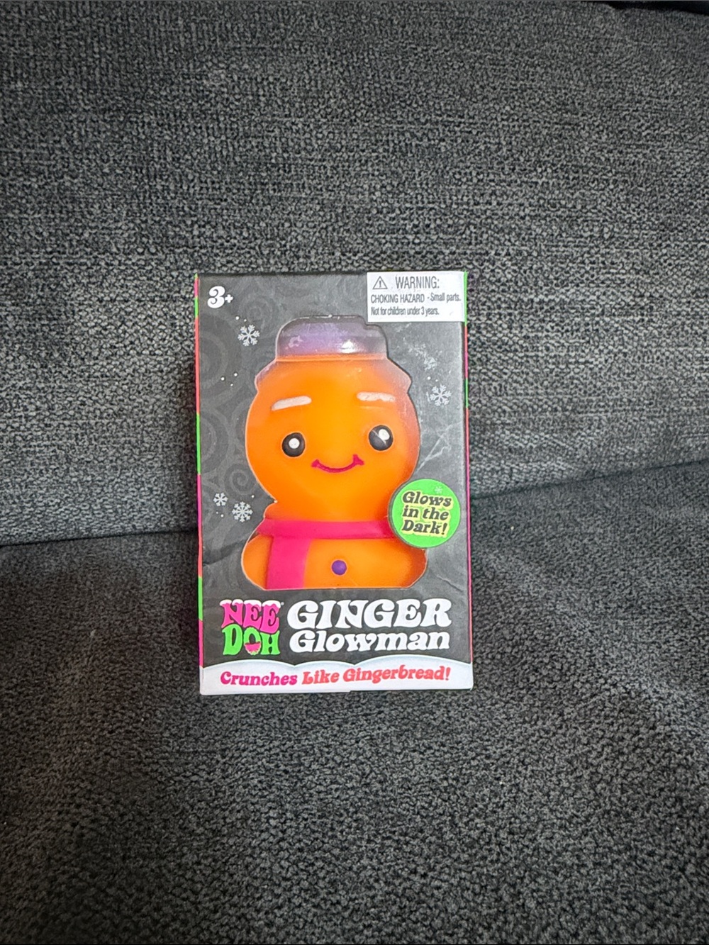NeeDoh Super Ultra Rare Ginger Glowman Orange Glow-in-the-Dark Plush Toy